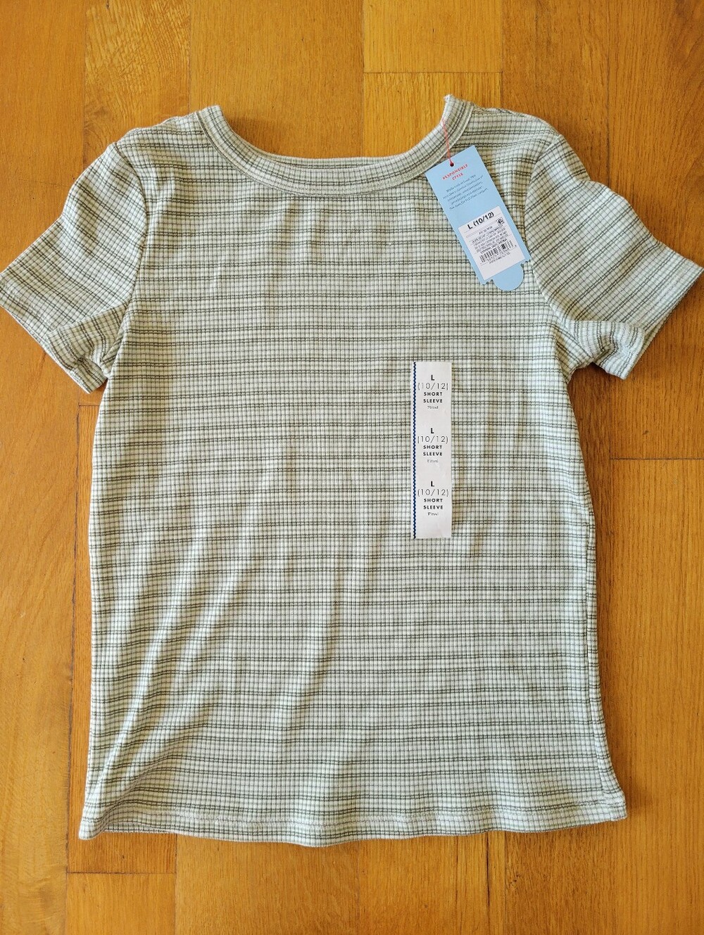 Girls size large 10-12 shirt